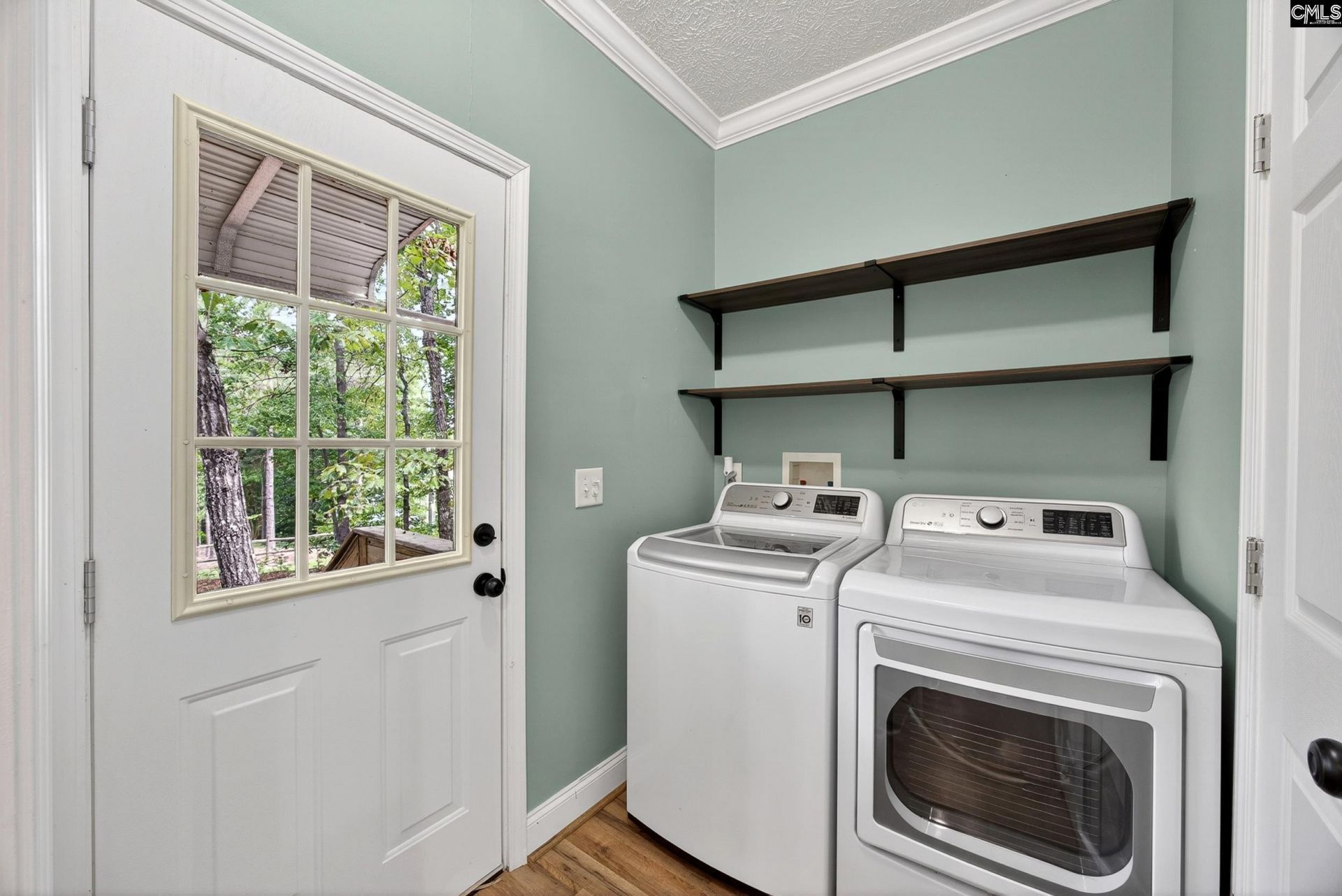 213 Lakeview Road  Photo 22