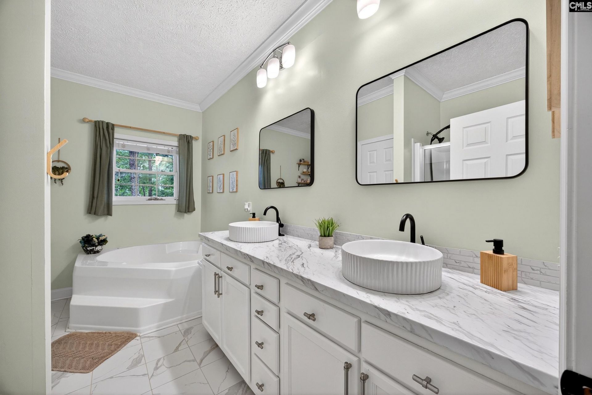 213 Lakeview Road  Photo 26