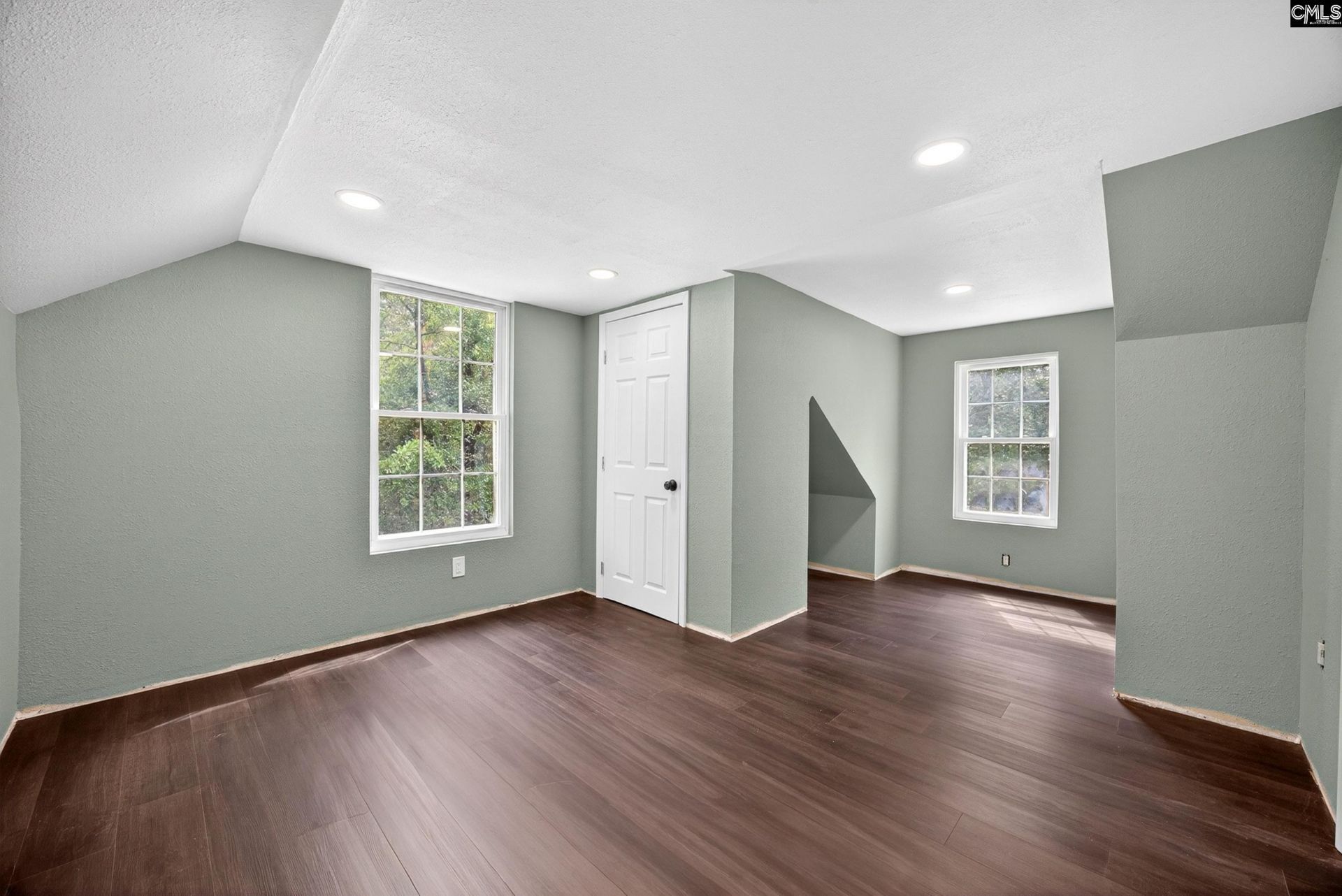 213 Lakeview Road  Photo 35