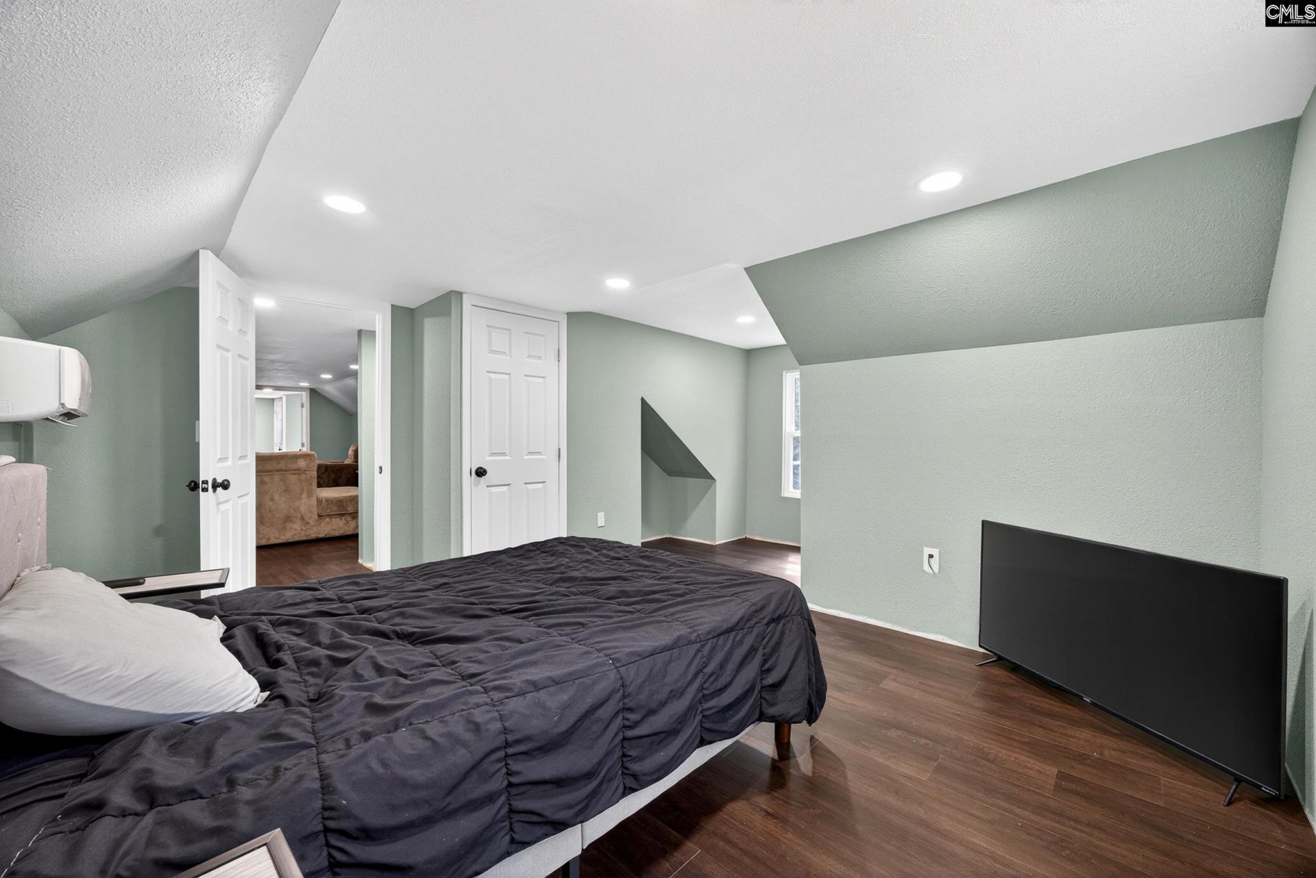 213 Lakeview Road  Photo 37