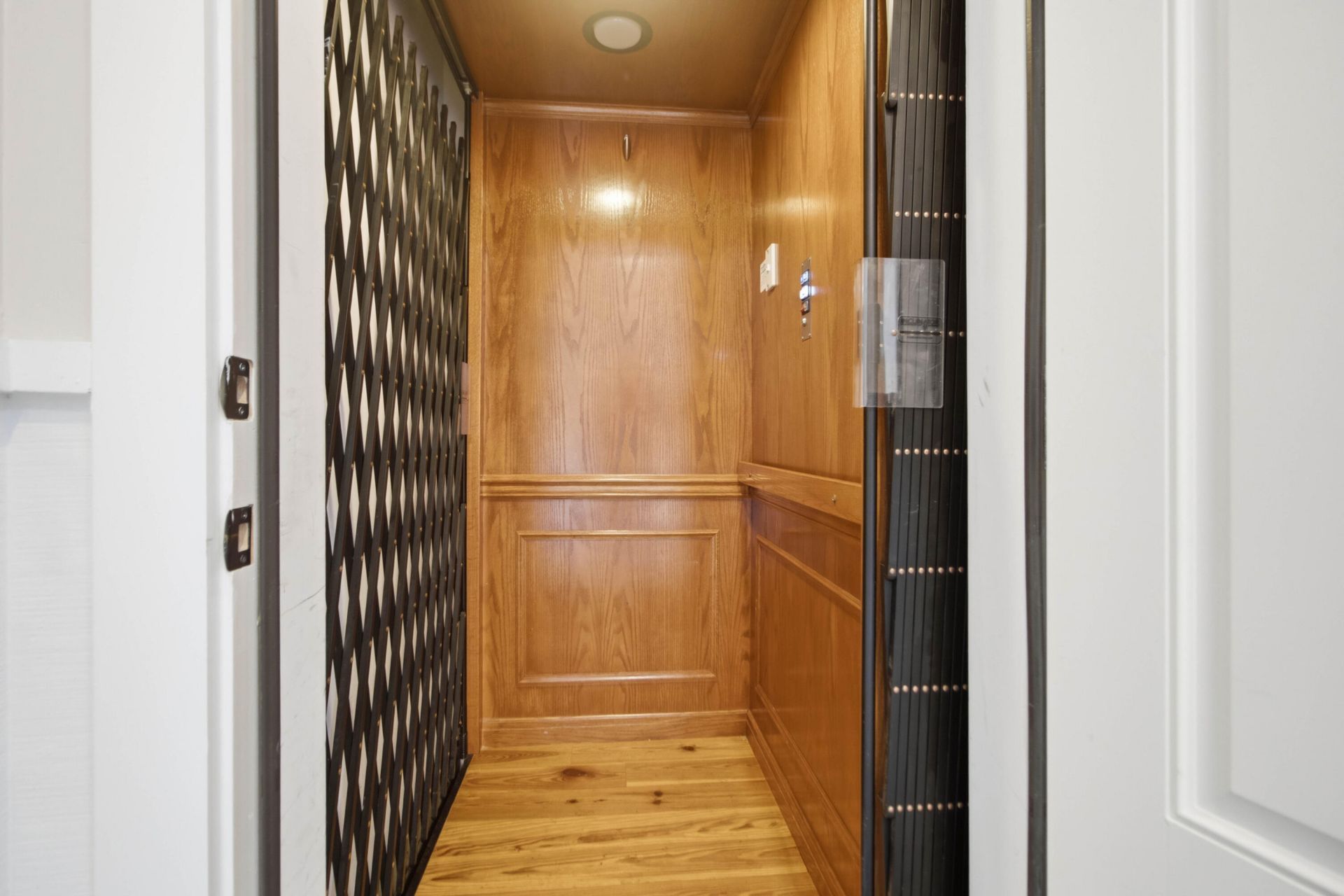 374 Mutual Drive Photo 15