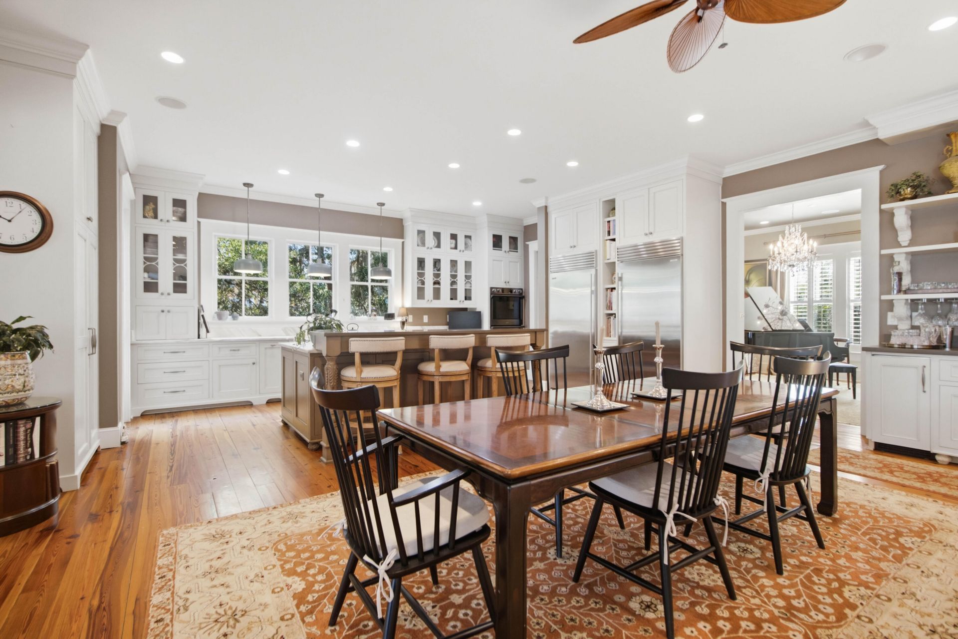 374 Mutual Drive Photo 26