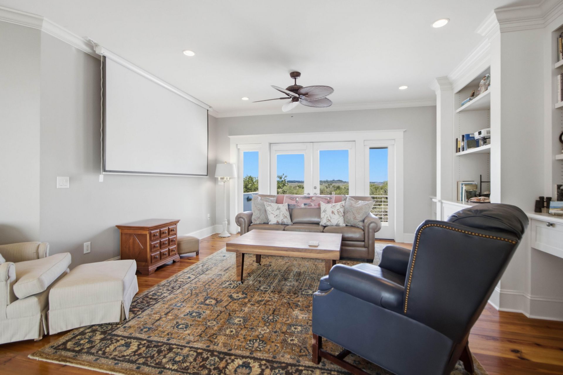 374 Mutual Drive Photo 41