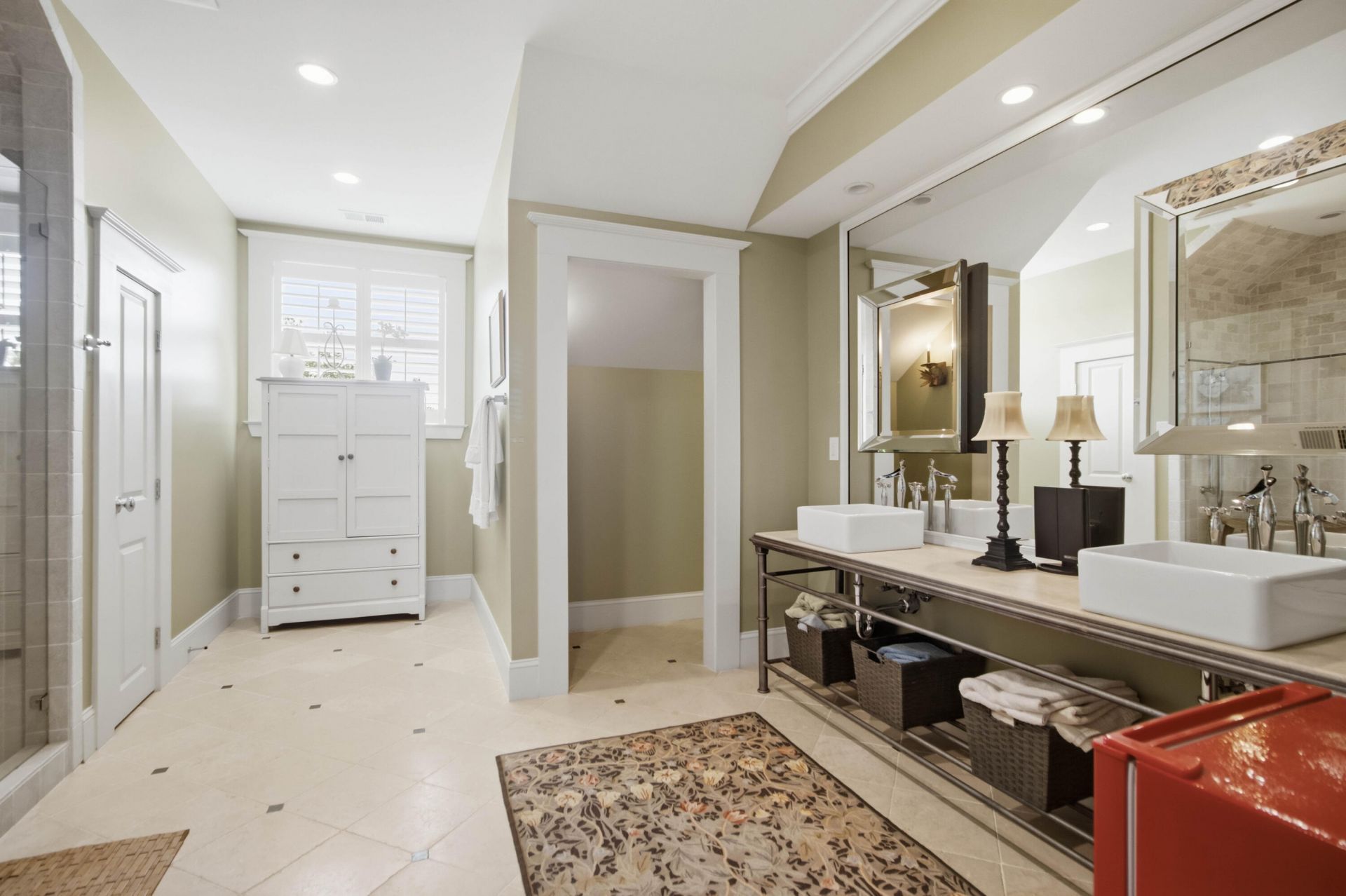 374 Mutual Drive Photo 46