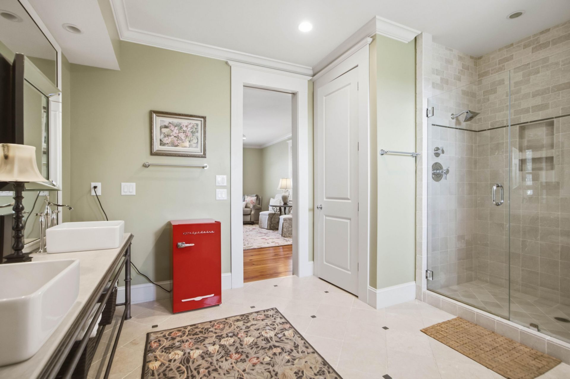 374 Mutual Drive Photo 47