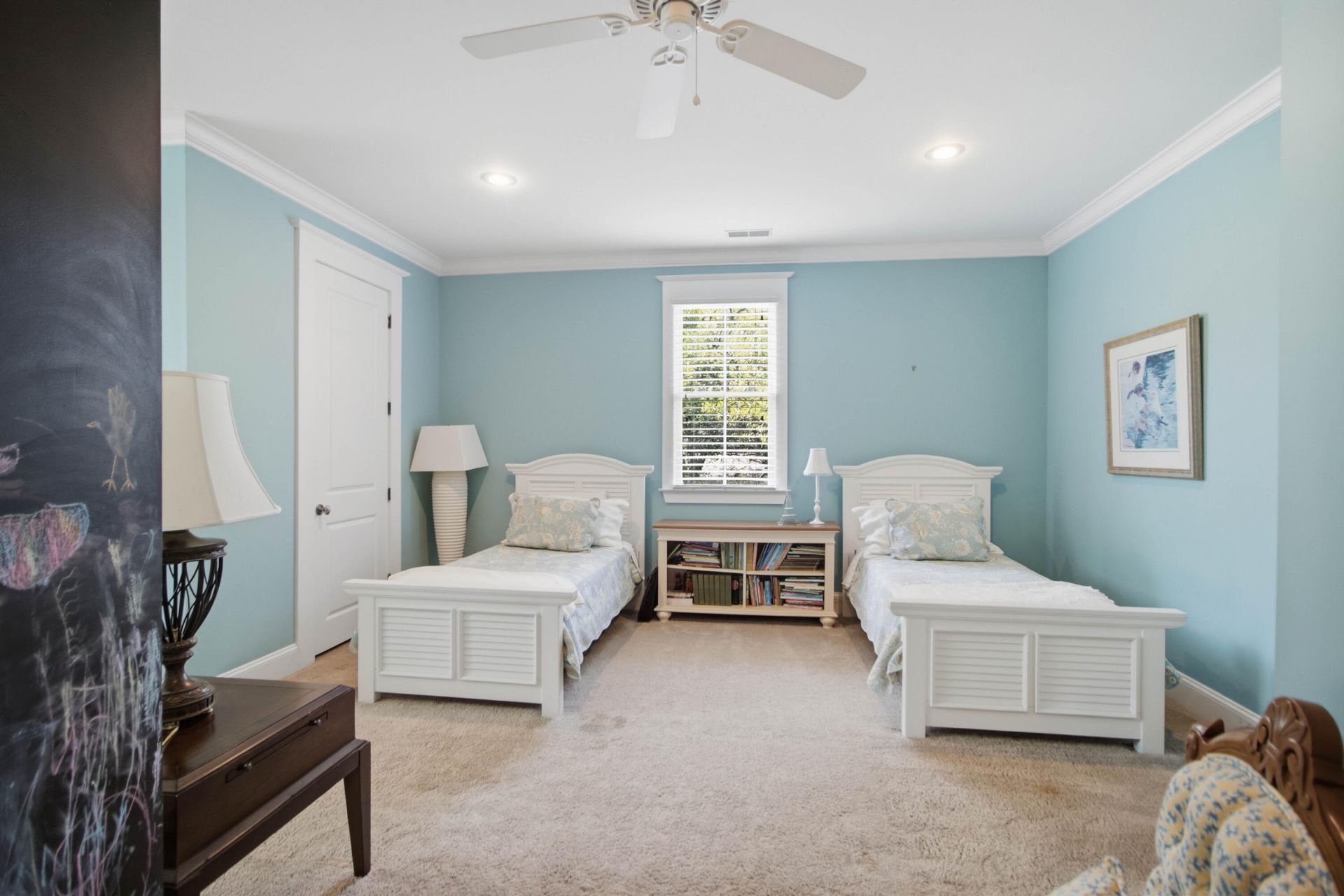 374 Mutual Drive Photo 50
