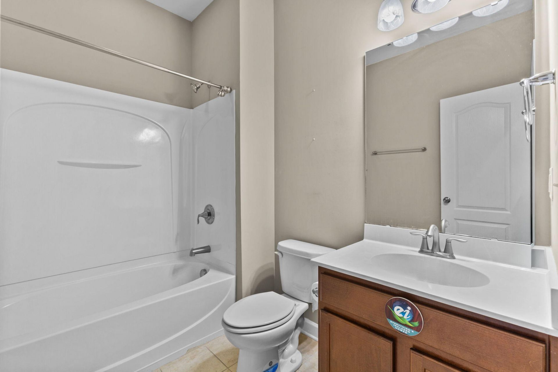 121 Lindera Preserve Boulevard Photo 13
