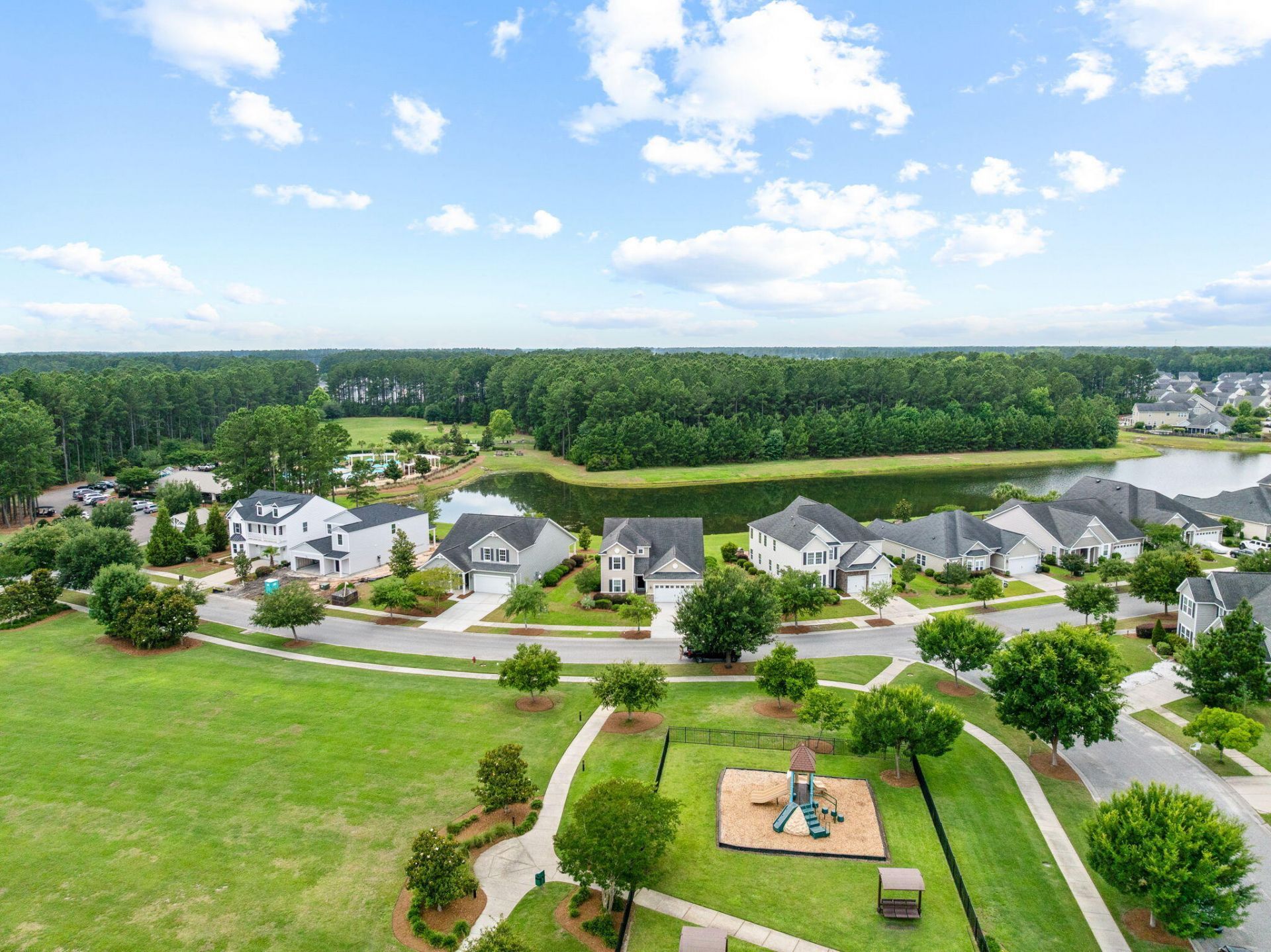 121 Lindera Preserve Boulevard Photo 7