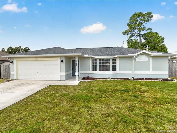 3882 SW Ruark Street, Port St Lucie, FL 34953