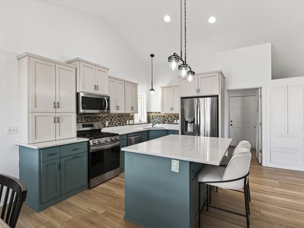 515 10th Avenue NE, Lonsdale, MN 55046
