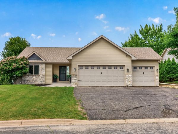 515 10th Avenue NE, Lonsdale, MN 55046