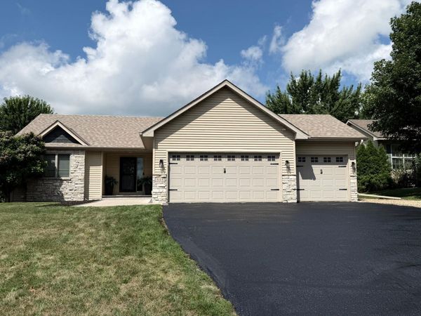 515 10th Avenue NE, Lonsdale, MN 55046