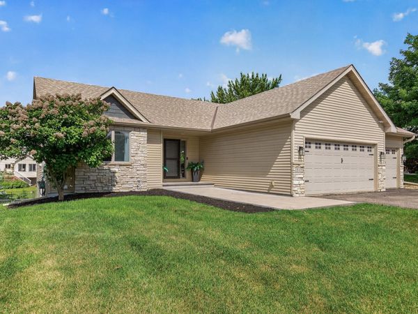 515 10th Avenue NE, Lonsdale, MN 55046