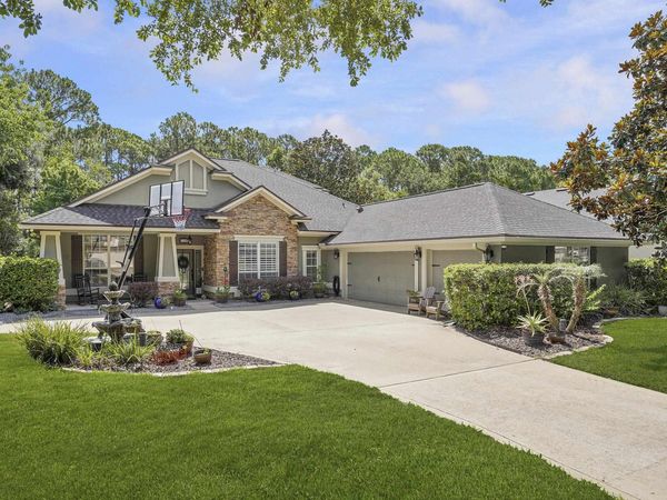 198 Parkside Dr, St Augustine, FL 32095