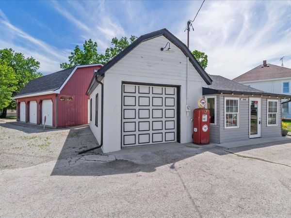 21640 Main Street , Raymond, OH 43067
