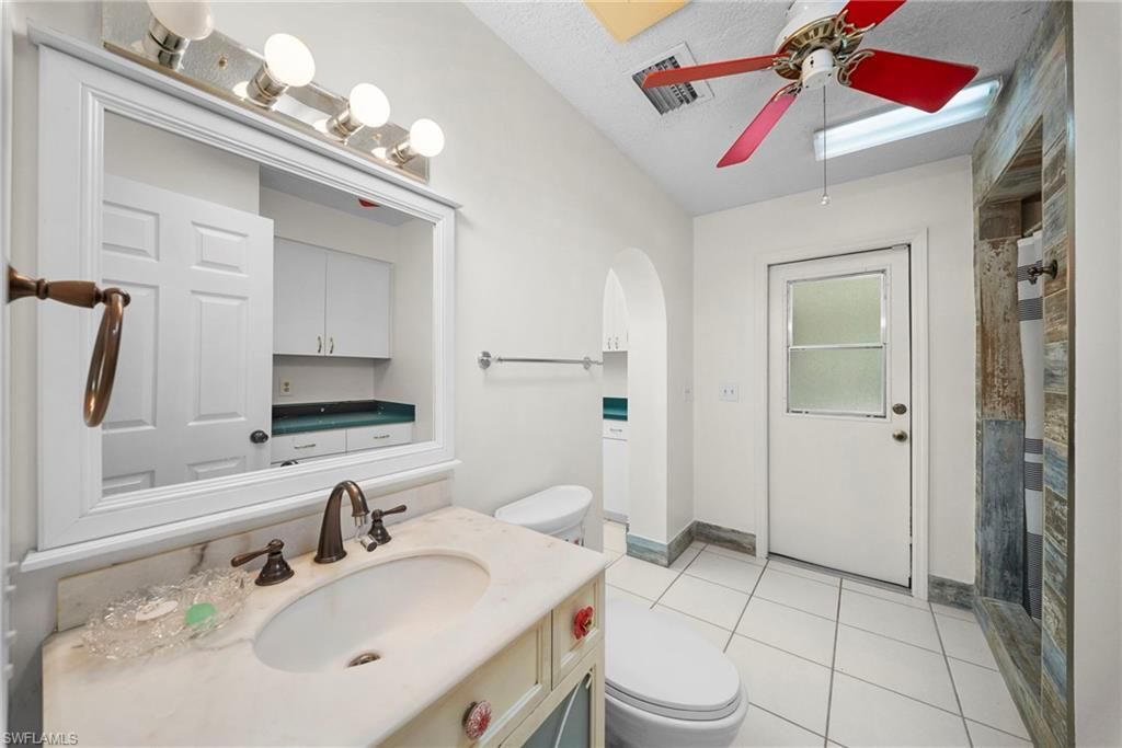 8700 Exeter St , Fort Myers, FL 33907 Photo