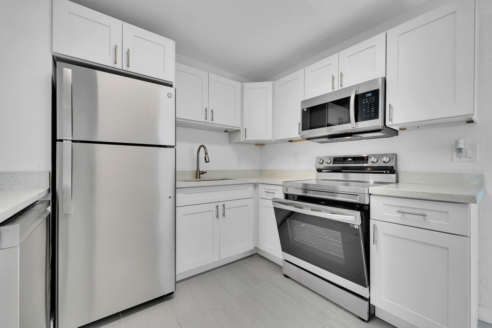 1108 NE 16th Street, Fort Lauderdale, FL 33304 Photo