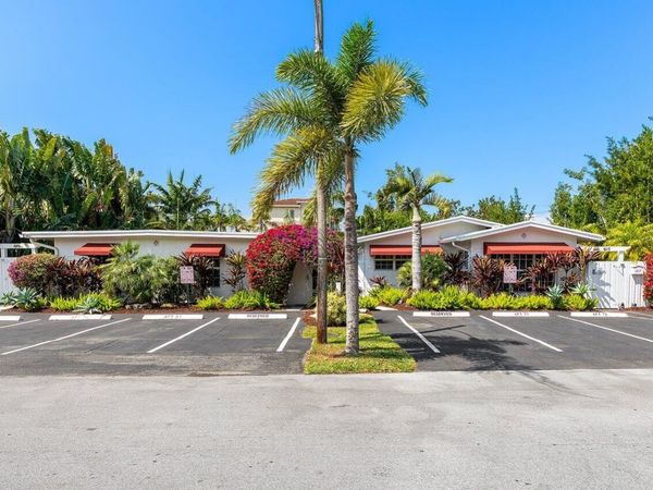 617 NE 9th Avenue, Unit 71, Fort Lauderdale, FL 33304