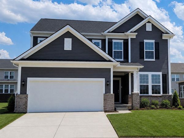 693 Gretchen Lane, Saline, Mi 48176