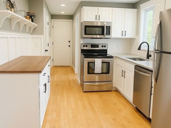 30 Washington St, Unit 2B, Boston, MA 02129