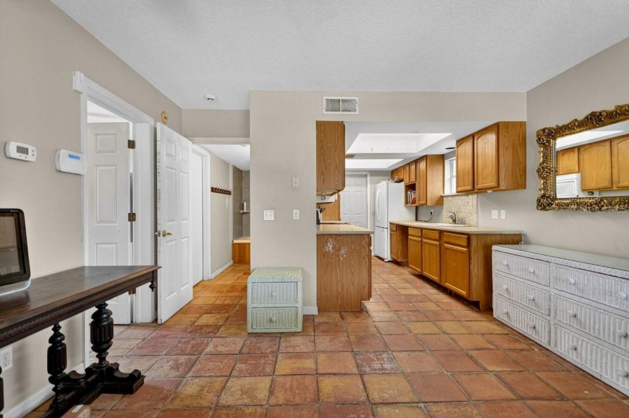 124 Randle Avenue , Oak Hill, FL 32759 Photo