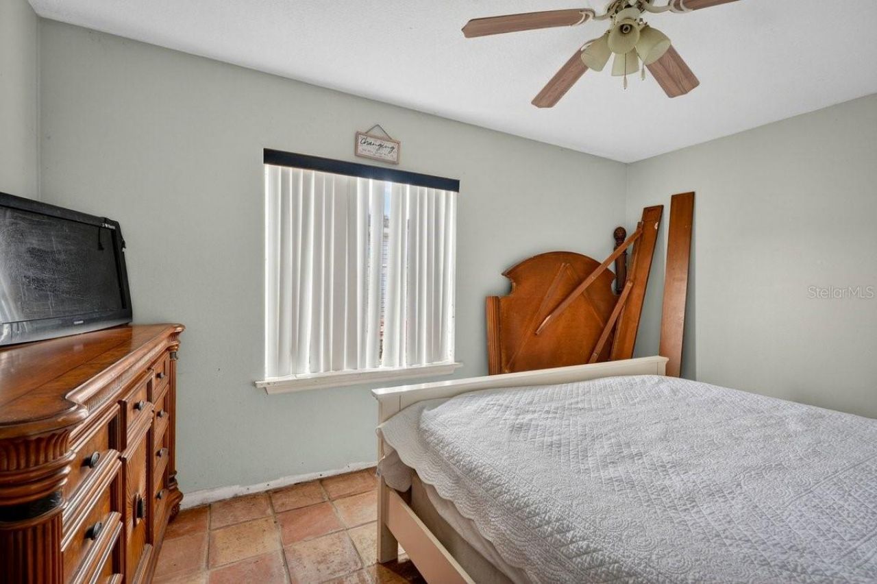 124 Randle Avenue , Oak Hill, FL 32759 Photo