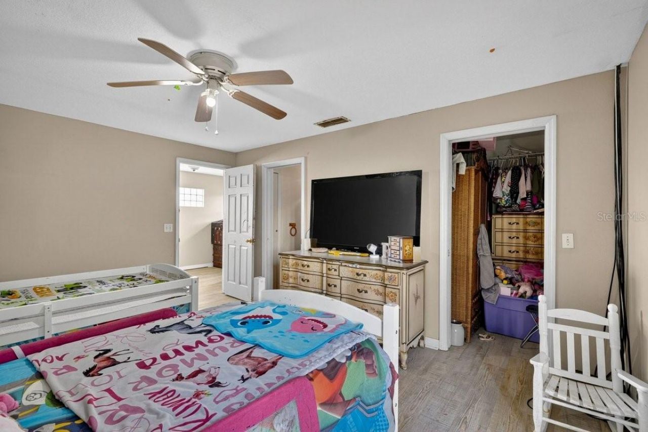 124 Randle Avenue , Oak Hill, FL 32759 Photo