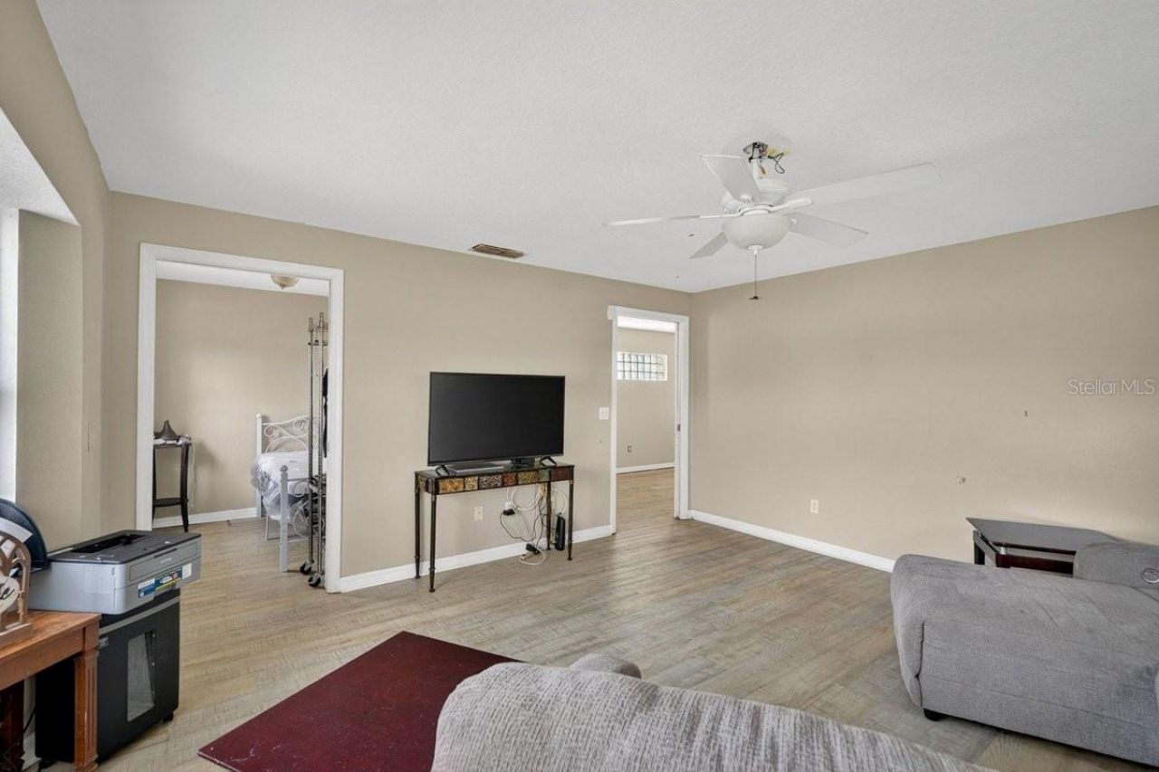 124 Randle Avenue , Oak Hill, FL 32759 Photo