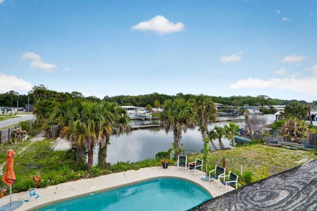124 Randle Avenue , Oak Hill, FL 32759 Photo