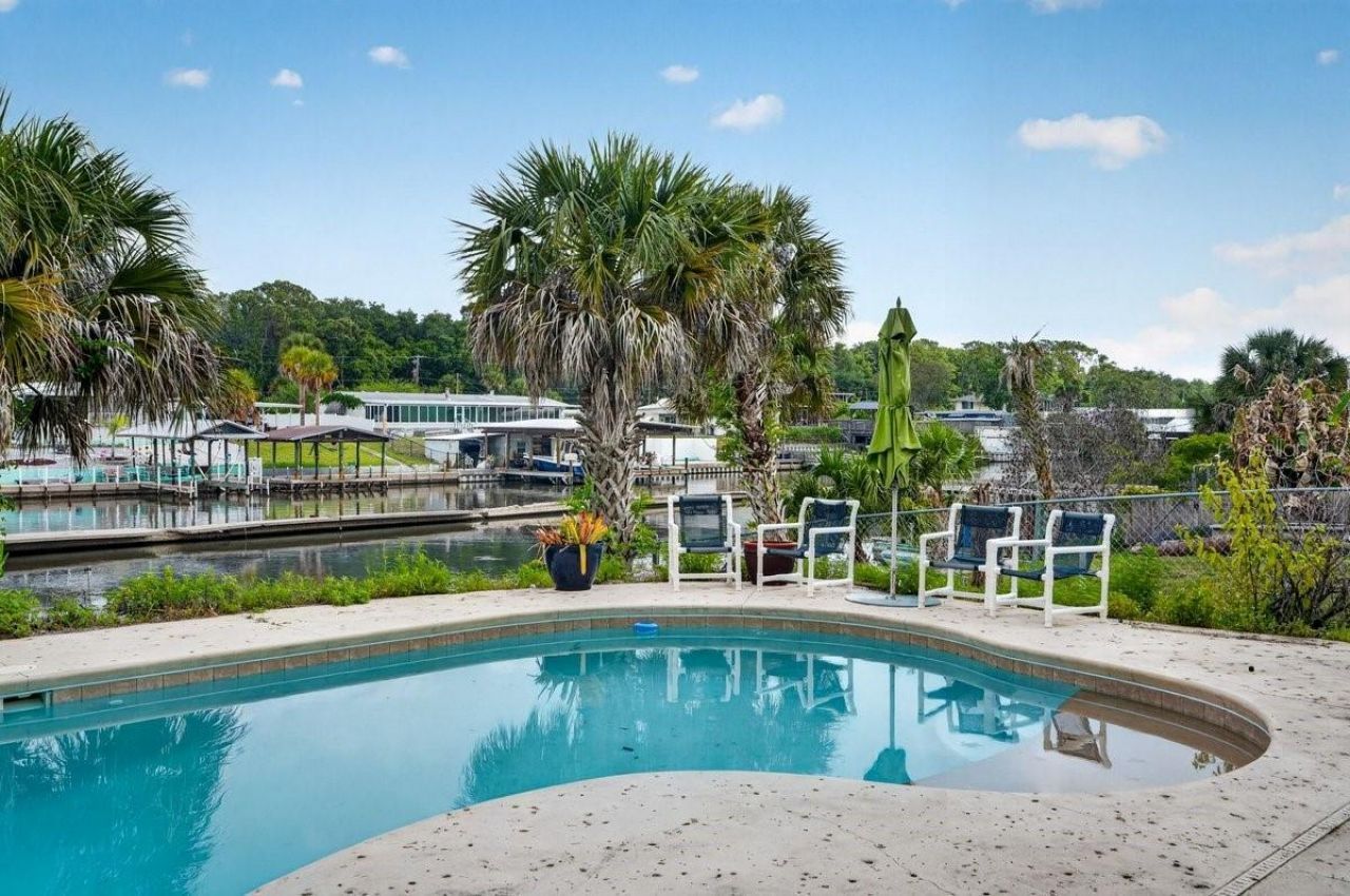 124 Randle Avenue , Oak Hill, FL 32759 Photo