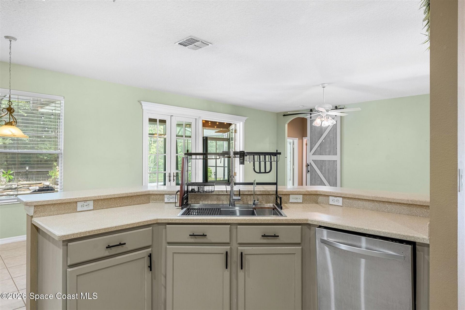 2438 Greenwillow Drive , Orlando, FL 32825 Photo