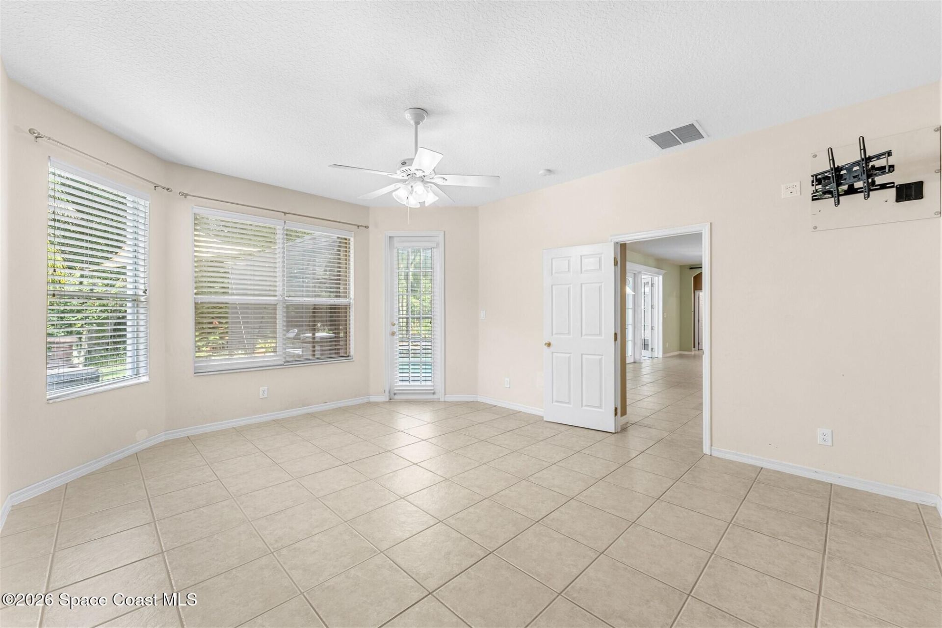 2438 Greenwillow Drive , Orlando, FL 32825 Photo