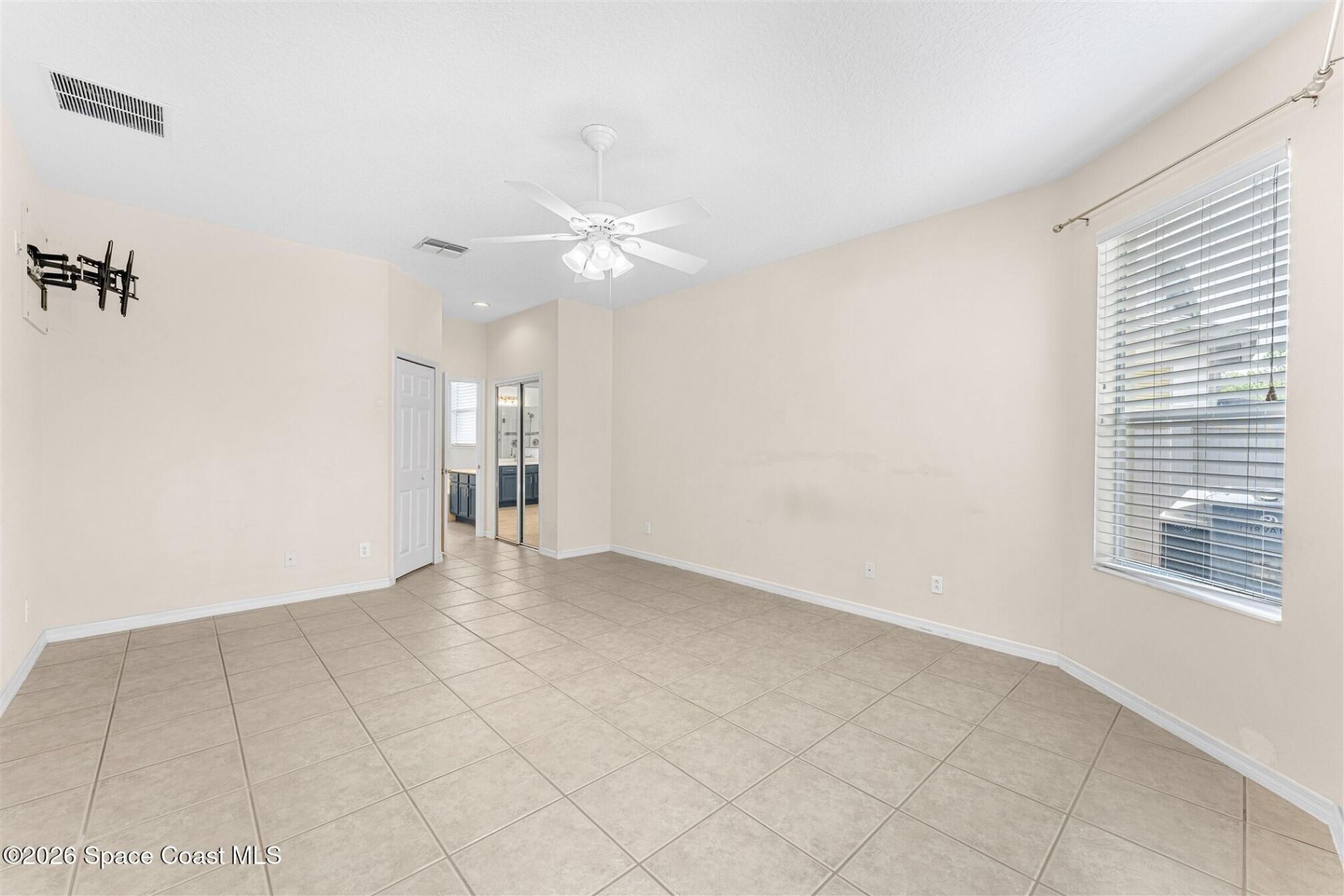 2438 Greenwillow Drive , Orlando, FL 32825 Photo