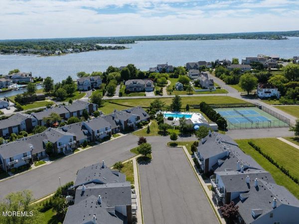 25 Meadow Avenue, Unit 39, Monmouth Beach, NJ 07750