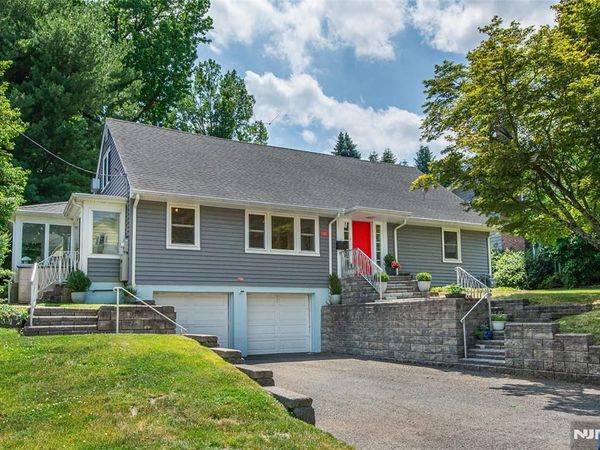132 Haddon Place, MONTCLAIR, NJ 07043