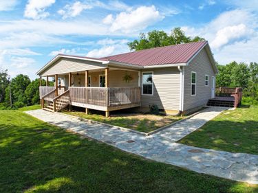1410 Winston Road, Irvine, KY 40336