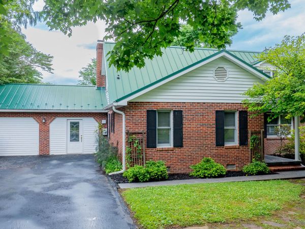 146 El Bowers Road, Elizabethton, TN 37643