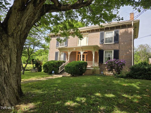 1576 Old Boones Creek Road, Jonesborough, TN 37659