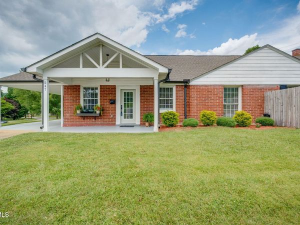 247 Cherokee Village Drive, Kingsport, TN 37660