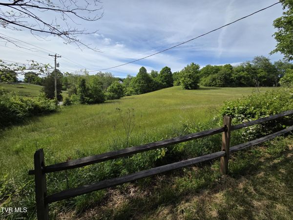 1584 Old Boones Creek Road, Jonesborough, TN 37659