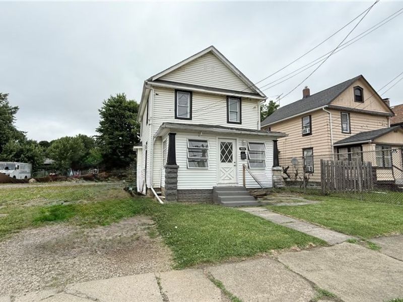 1433 Kenmore Boulevard , Akron, OH 44314 Photo 3