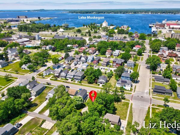 471 W Muskegon Avenue, Muskegon, MI 49440