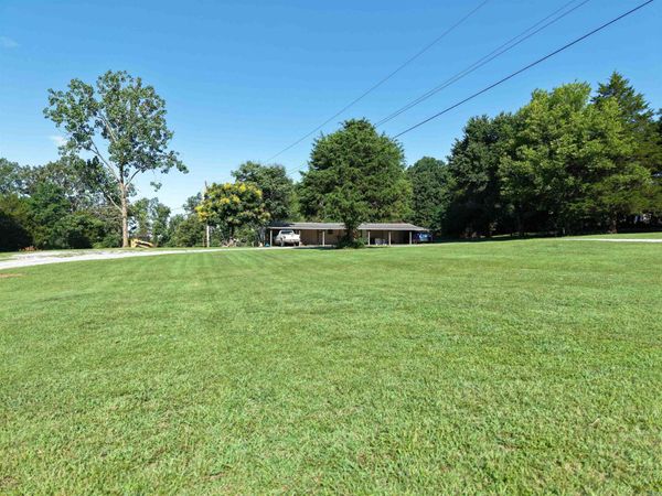 6008 W Highway 90 , Pocahontas, AR 72455