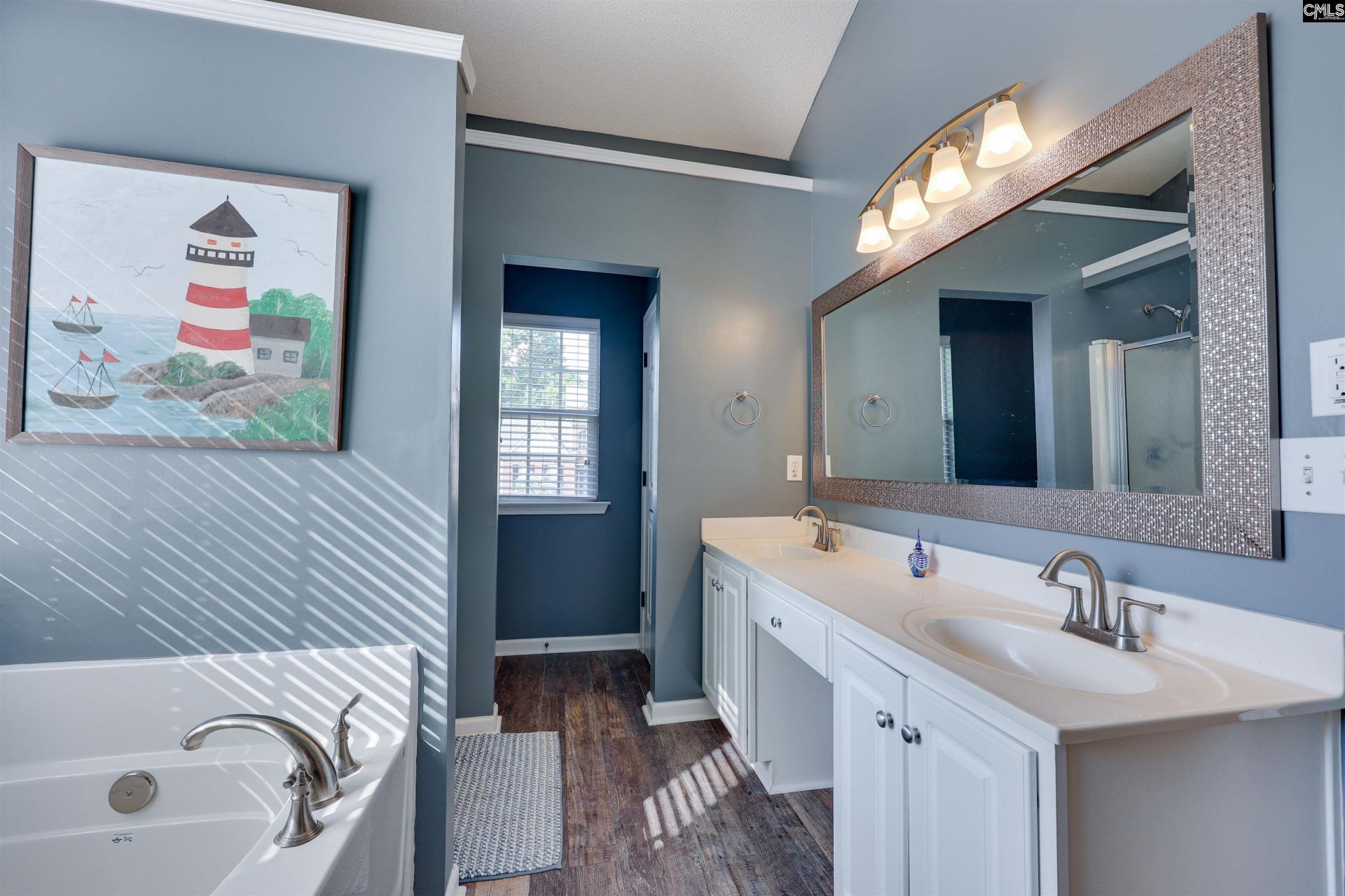 206 Coopers Hawk Circle Photo 14