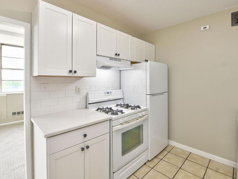 1620 E Broad Street, Unit 1202, Columbus, OH 43203 Photo 12