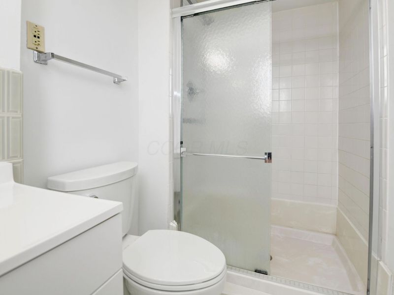 1620 E Broad Street, Unit 1202, Columbus, OH 43203 Photo 25