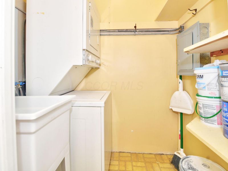 1620 E Broad Street, Unit 1202, Columbus, OH 43203 Photo 27