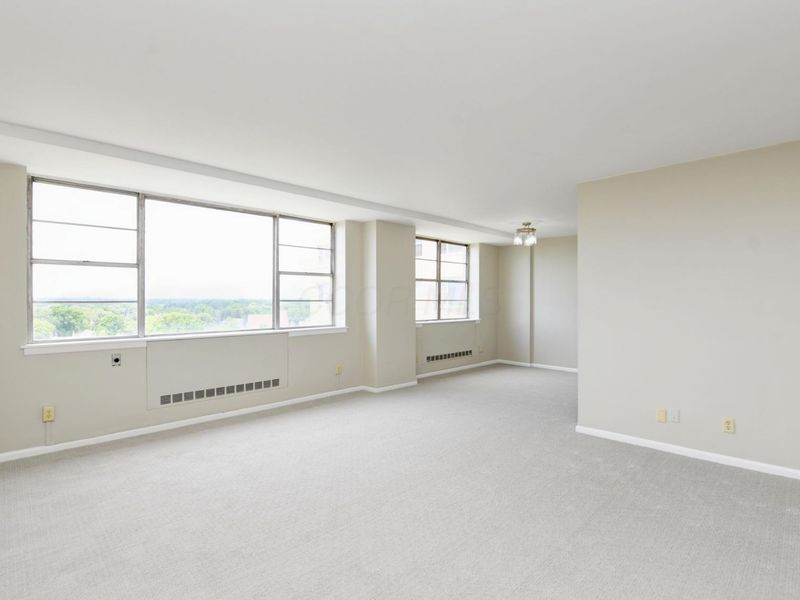 1620 E Broad Street, Unit 1202, Columbus, OH 43203 Photo 5