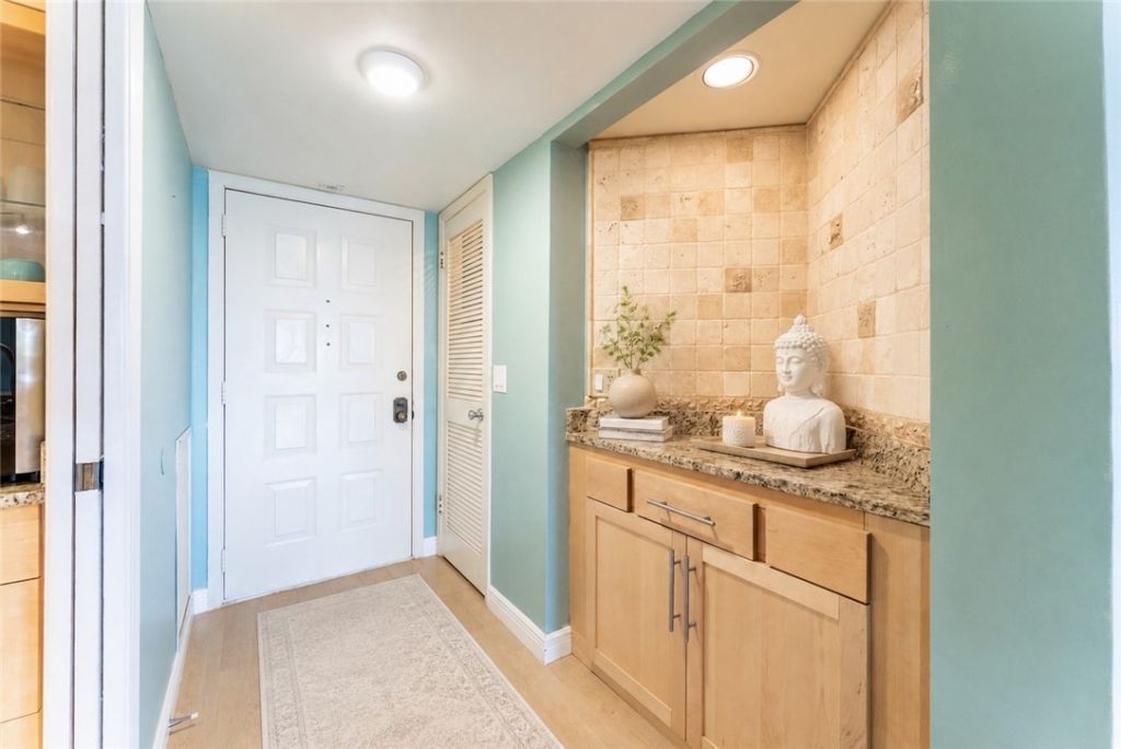 1850 Bay Road, Unit 3G, Vero Beach, FL 32963 Photo