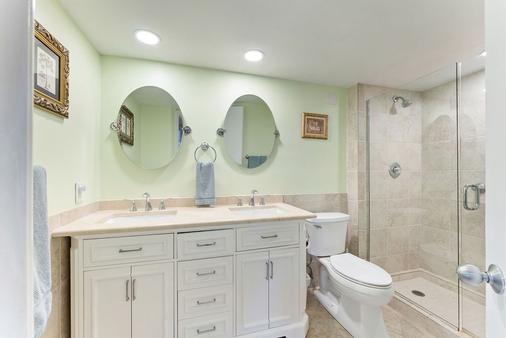 1850 Bay Road, Unit 3G, Vero Beach, FL 32963 Photo